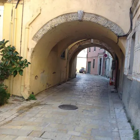 Daire At The Heart Of Old Town Korfu